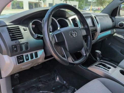 Used 2012 Toyota Tacoma PreRunner w/ SR5 Pkg RWD image 16