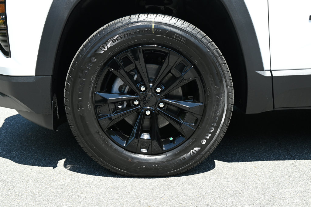 New 2026 Chevrolet Equinox LT AWD/4WD image 12