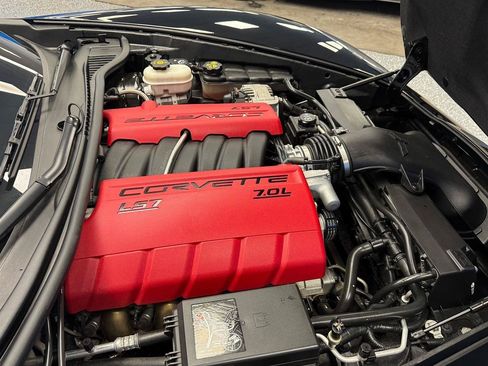 Used 2013 Chevrolet Corvette Z06 RWD image 15