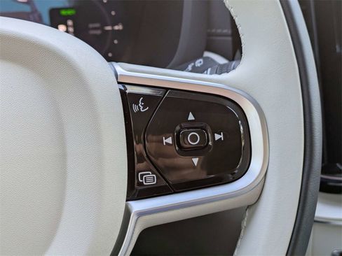 New 2026 Volvo XC60 T8 Ultra w/ Protection Package Premier image 29