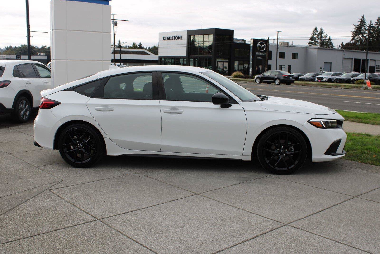 Used 2024 Honda Civic Sport image 6
