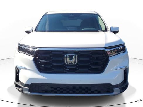 Used 2025 Honda Pilot EX-L image 2