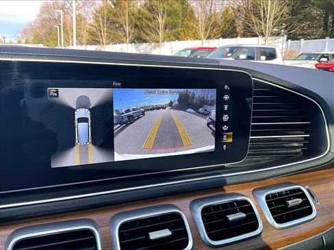 Used 2021 Mercedes-Benz GLS 450 4MATIC image 20