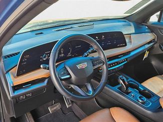 New 2025 Cadillac XT4 Sport video 3