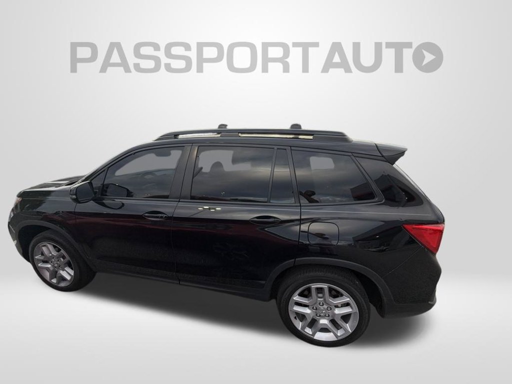 Used 2025 Honda Passport EX-L image 3