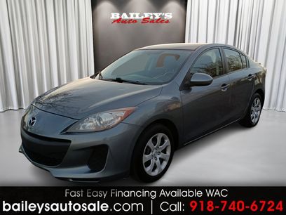 Used 2013 MAZDA MAZDA3 i SV w/ Convenience Pkg