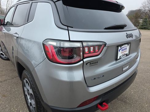Used 2022 Jeep Compass Trailhawk image 37