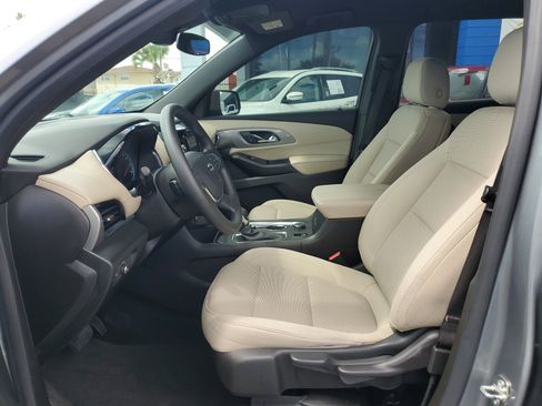 Used 2023 Chevrolet Traverse LS w/ Midnight/Sport Edition image 10