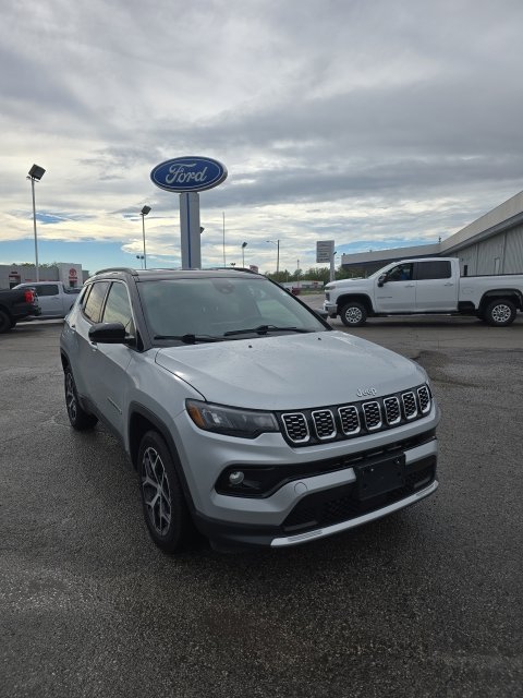 Used 2024 Jeep Compass Limited AWD/4WD image 1