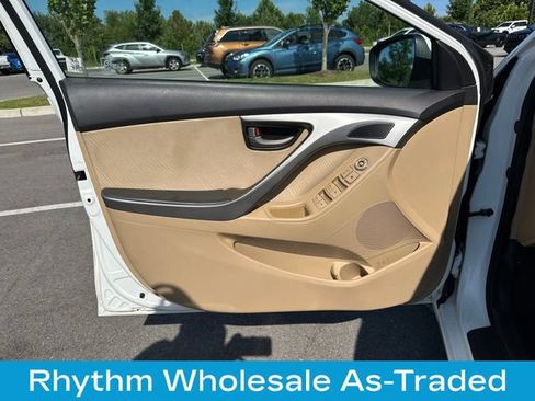 Used 2012 Hyundai Elantra GLS w/ Preferred Pkg 3 FWD image 12