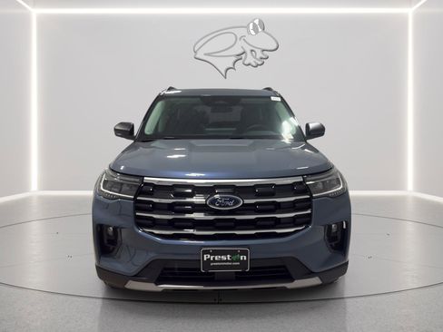 New 2026 Ford Explorer Active w/ Active Comfort Package image 2