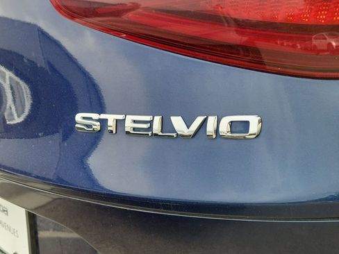 Used 2018 Alfa Romeo Stelvio Sport w/ Quick Order Package 22J Sport image 19