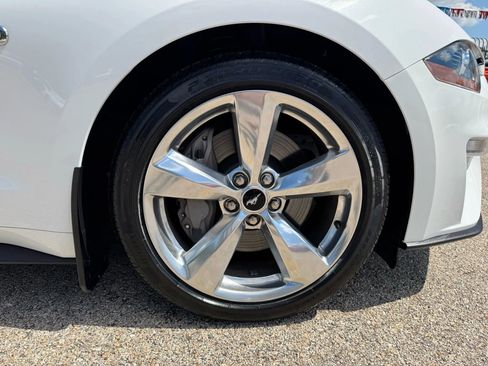 Used 2019 Ford Mustang GT Premium image 18