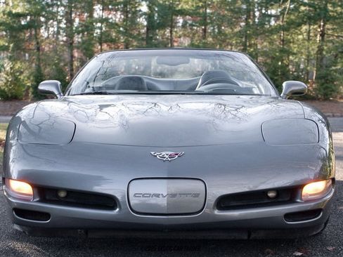 Used 2003 Chevrolet Corvette Convertible w/ Preferred Equipment Group1 image 13