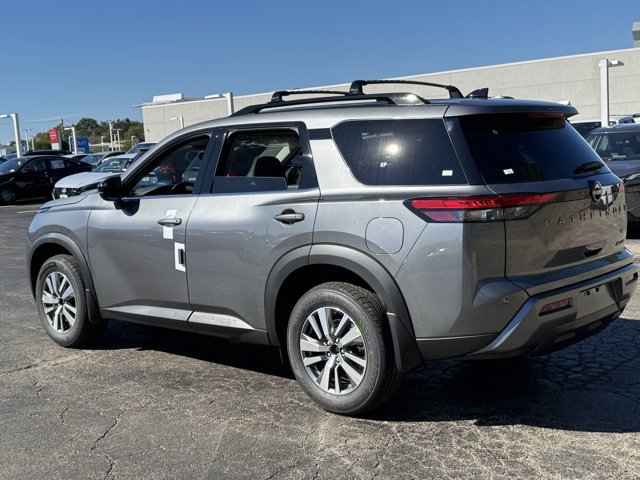 New 2026 Nissan Pathfinder SL AWD/4WD image 34