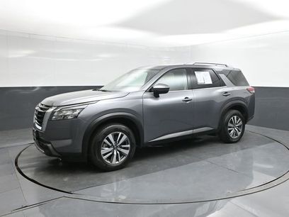 Certified 2025 Nissan Pathfinder SL