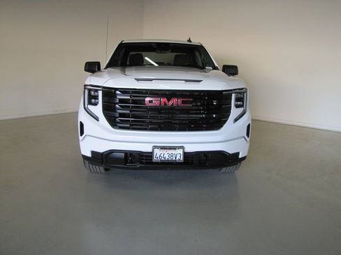 Used 2023 GMC Sierra 1500 Pro w/ Graphite Edition image 2