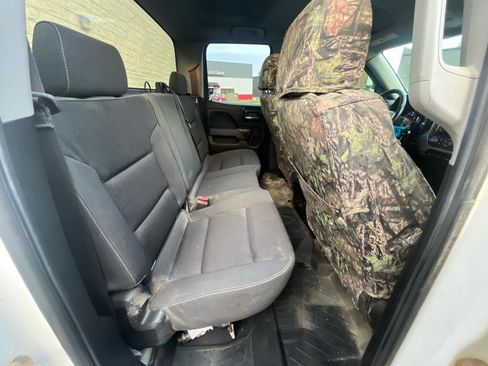 Used 2019 GMC Sierra 1500 SLE w/ SLE Value Package AWD/4WD image 16