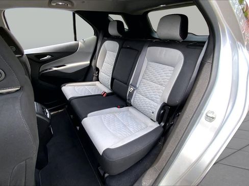 Used 2021 Chevrolet Equinox LS w/ LS Convenience Package FWD image 20