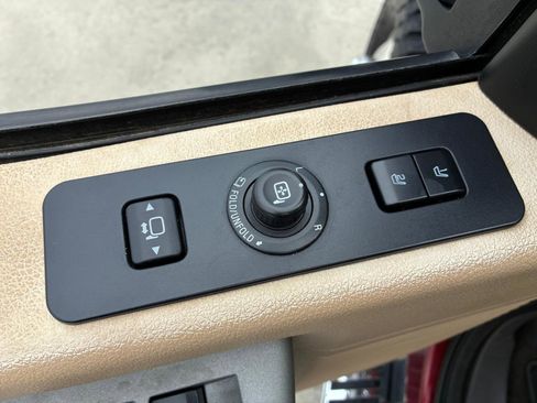 Used 2015 Ford F350 Lariat w/ Lariat Ultimate Package AWD/4WD image 11