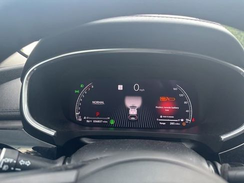 Used 2024 Acura MDX SH-AWD w/ Advance Package image 6
