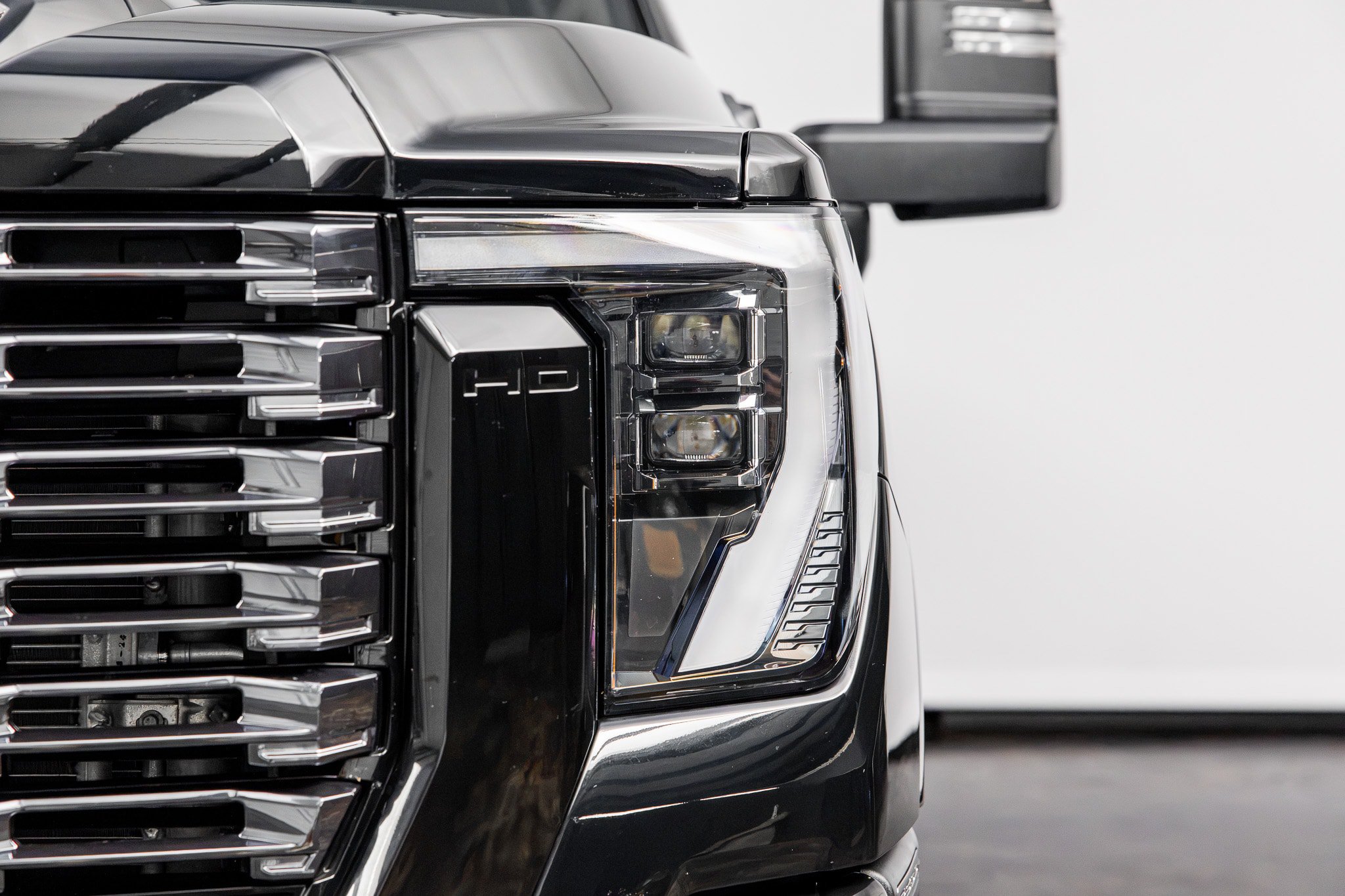 Used 2026 GMC Sierra 2500 Denali Ultimate w/ Max Trailering Package AWD/4WD image 5