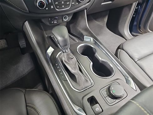 Certified 2023 Chevrolet Traverse LT w/ LT Premium Package image 33