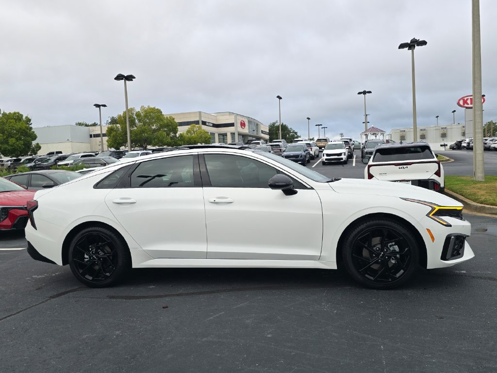 New 2027 Kia K5 GT-Line image 2