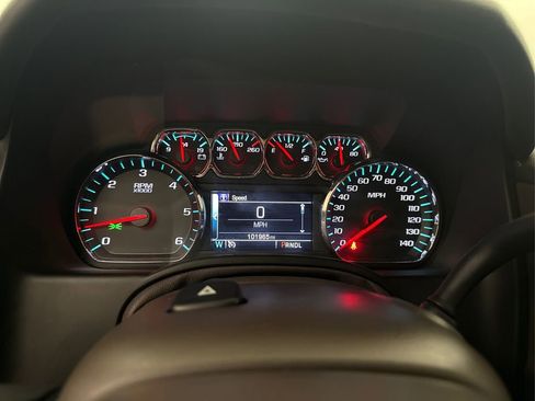 Used 2019 Chevrolet Tahoe LT w/ Luxury Package RWD image 34