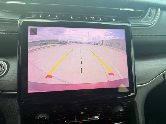 Used 2021 Jeep Grand Cherokee L Limited RWD image 14