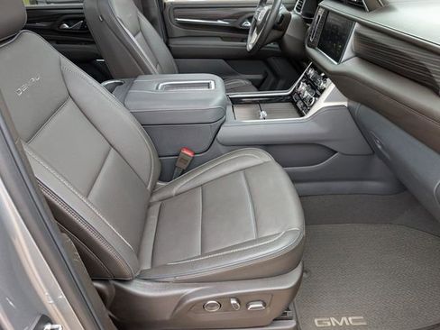 Used 2024 GMC Yukon XL Denali w/ Max Trailering Package image 33