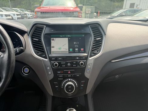 Used 2017 Hyundai Santa Fe Sport w/ 2.4L Tech Package 04 FWD image 26