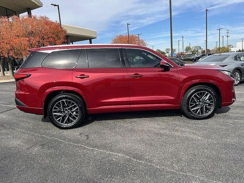 New 2026 Lexus TX 350 image 2