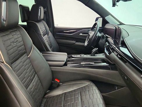 Used 2023 Cadillac Escalade V image 27