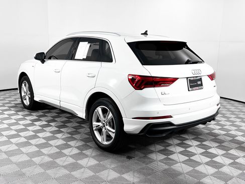 Certified 2024 Audi Q3 2.0T Premium Plus image 5