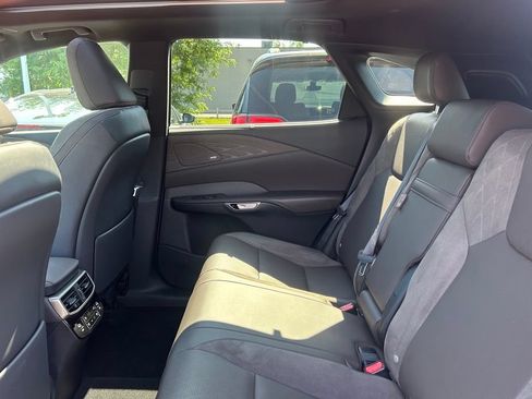 Used 2024 Lexus RX 350 AWD w/ Convenience Package image 15
