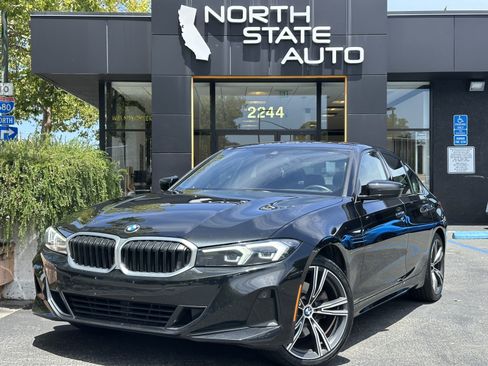 Used 2023 BMW 330i Sedan w/ Driving Assistance Package RWD image 2