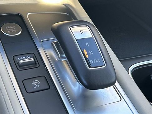 Used 2025 INFINITI QX60 Luxe w/ Cargo Package image 36