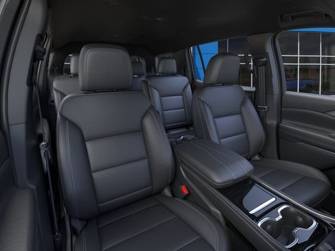 New 2026 Chevrolet Traverse LT image 16