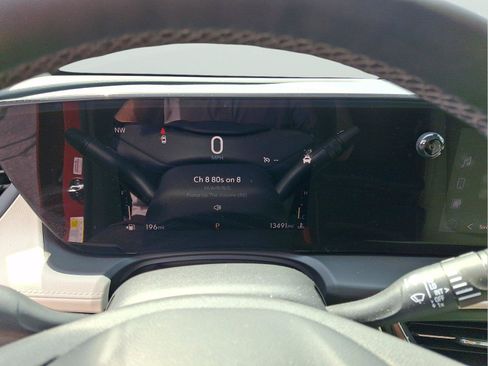 Used 2024 Buick Encore GX Sport Touring w/ Comfort Package FWD image 17