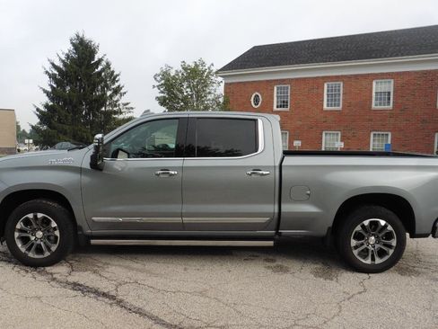 Used 2024 Chevrolet Silverado 1500 High Country w/ Technology Package AWD/4WD image 23