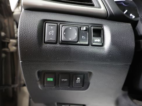 Used 2016 Nissan Sentra SV w/ All Weather Package FWD image 31