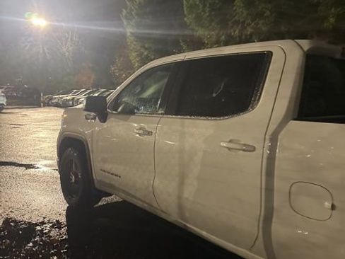 Used 2022 GMC Sierra 1500 SLE image 7