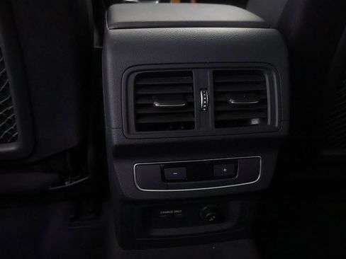 Used 2023 Audi Q5 2.0T Premium w/ Convenience Package image 46