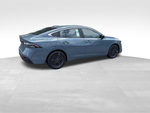New 2026 Nissan Sentra SV w/ Floor Mat Package FWD image 4