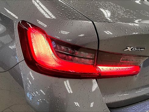 Used 2024 BMW 330i xDrive Sedan AWD/4WD image 27