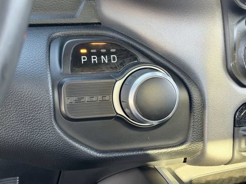 Used 2021 RAM 1500 Big Horn RWD image 15