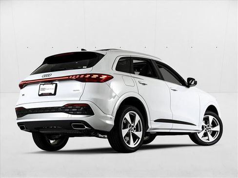 New 2025 Audi Q5 Premium Plus image 6