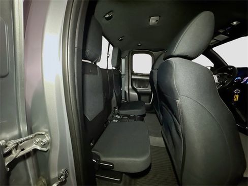 Used 2020 Toyota Tacoma TRD Sport image 32