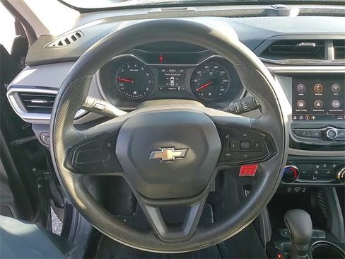 Used 2021 Chevrolet TrailBlazer LS image 13